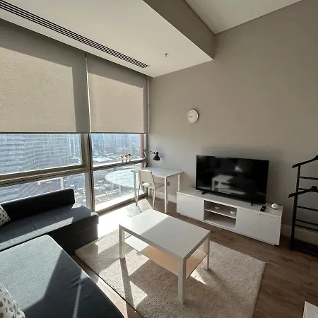Exclusive At Center Of Atasehir Apartment Istanbul