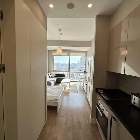 Apartment Exclusive At Center Of Atasehir *